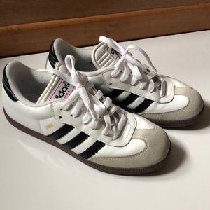 COPY - Adidas vintage lace up sneakers
